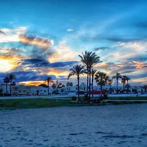 apt-casa-antonia-con-jacuzzi-privado-y-solarium.es-andalucia.com/