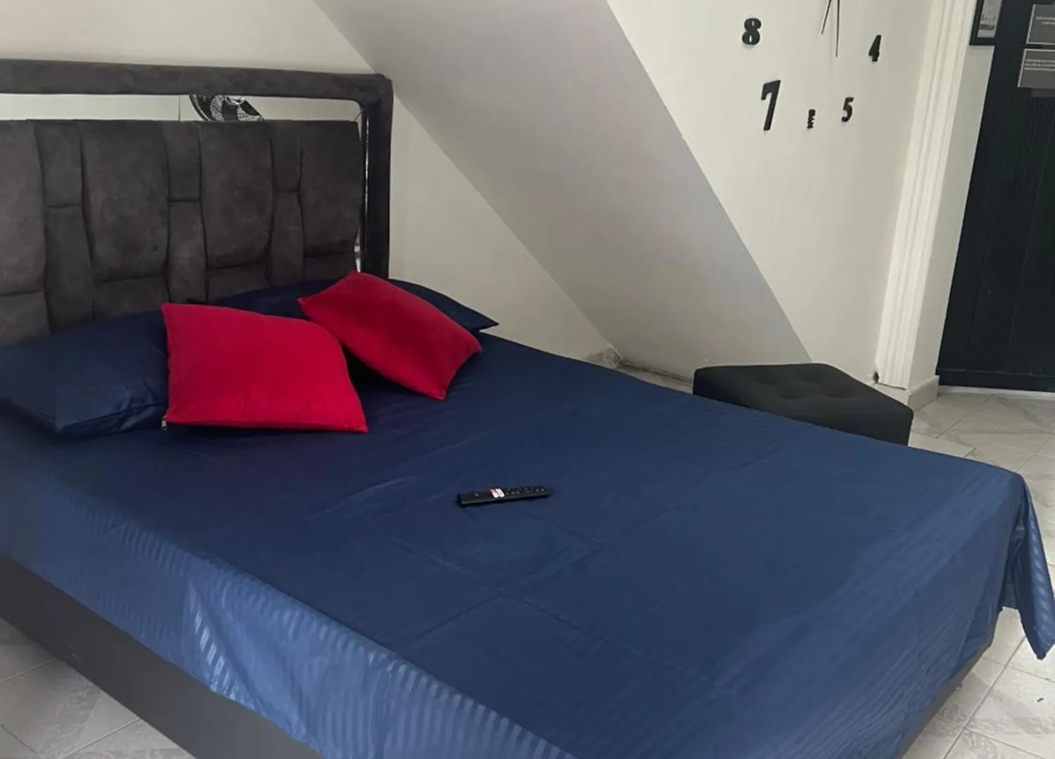 Apartatour-Comuna Trece Medellín Colombia